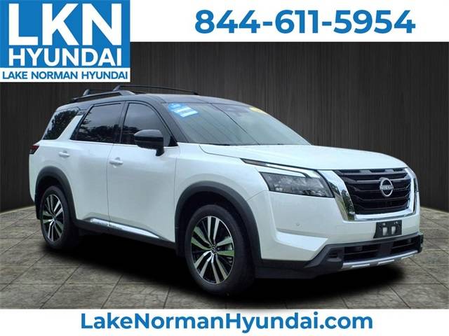 2025 Nissan Pathfinder Platinum — SUV — 3,602 mi — Cornelius, NC