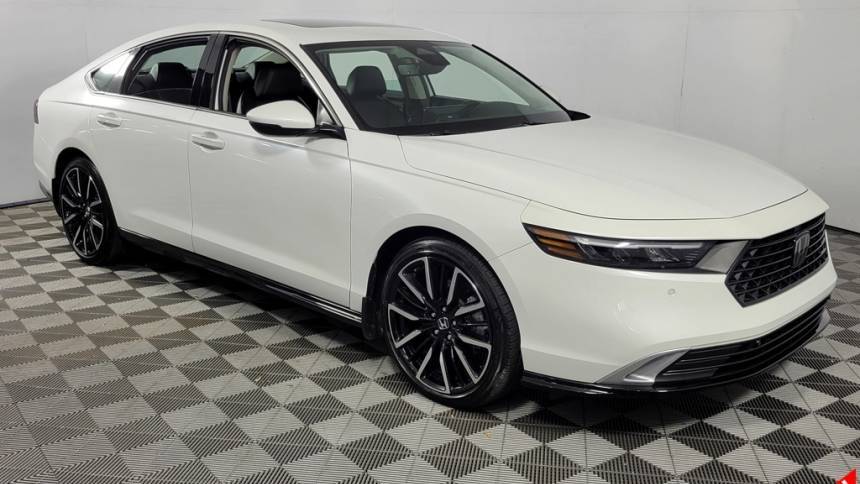 2024 Honda Accord Hybrid Touring — Sedan — 19,406 mi — Cornelius, NC