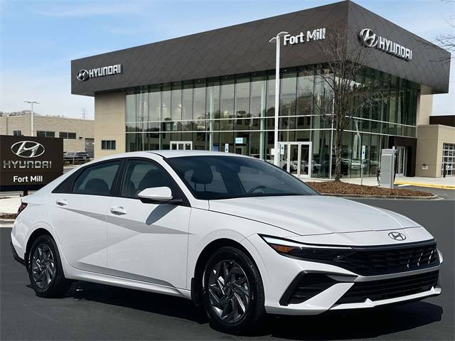 2024 Hyundai Elantra Hybrid Blue — Sedan — 3,568 mi — Fort Mill, SC