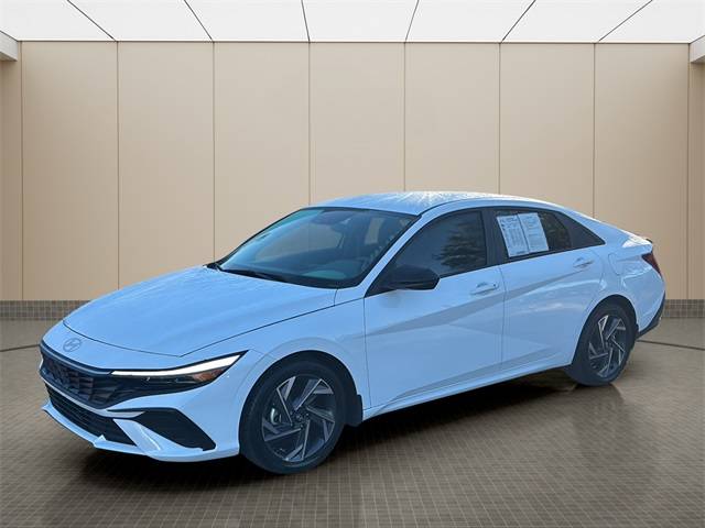 2025 Hyundai Elantra SEL Sport — Sedan — 4,052 mi — Matthews, NC