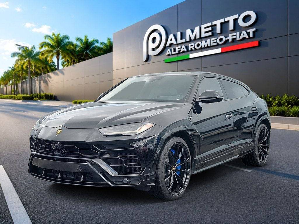 2019 Lamborghini Urus Standard