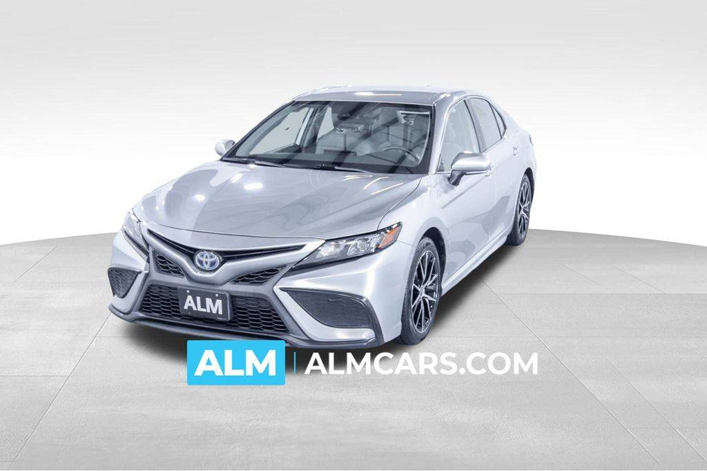 2022 Toyota Camry Hybrid SE — Sedan — 56,528 mi — Union City, GA