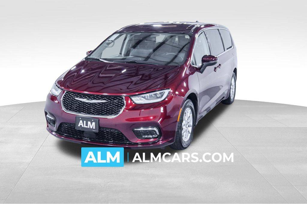 2023 Chrysler Pacifica Touring L — Minivan — 66,412 mi — Union City, GA