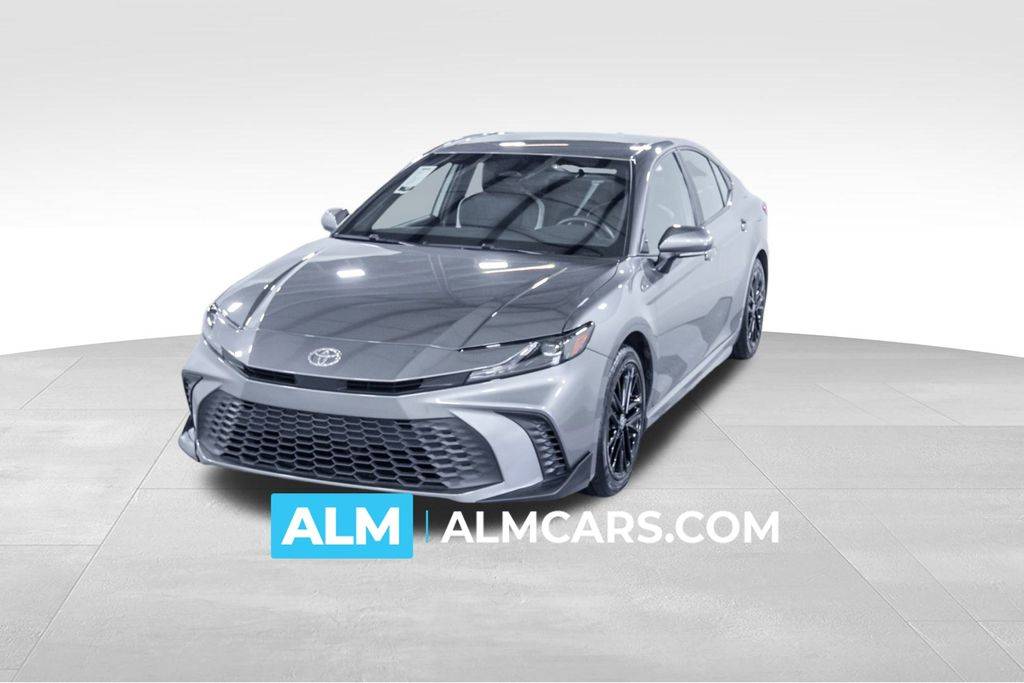 2025 Toyota Camry Hybrid SE — Sedan — 39,971 mi — Union City, GA