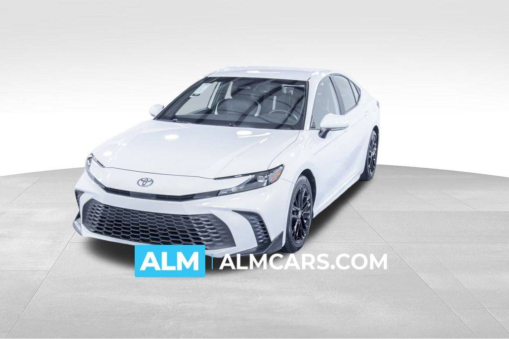 2025 Toyota Camry Hybrid SE — Sedan — 32,753 mi — Union City, GA
