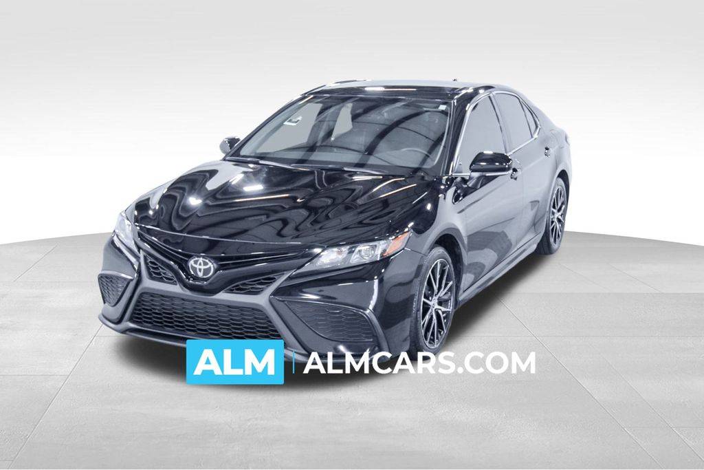 2024 Toyota Camry SE — Sedan — 49,082 mi — Union City, GA