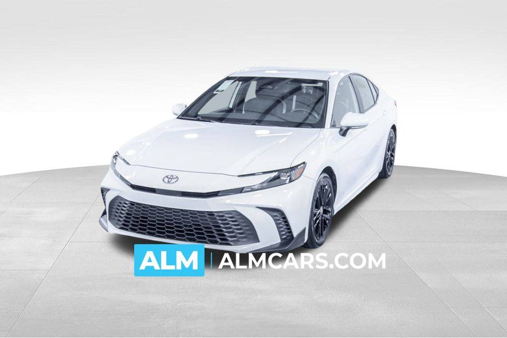 2025 Toyota Camry Hybrid SE — Sedan — 35,007 mi — Union City, GA