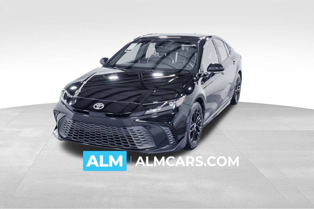2025 Toyota Camry Hybrid SE — Sedan — 45,636 mi — Union City, GA
