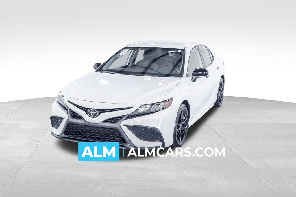 2022 Toyota Camry SE — Sedan — 25,565 mi — Union City, GA