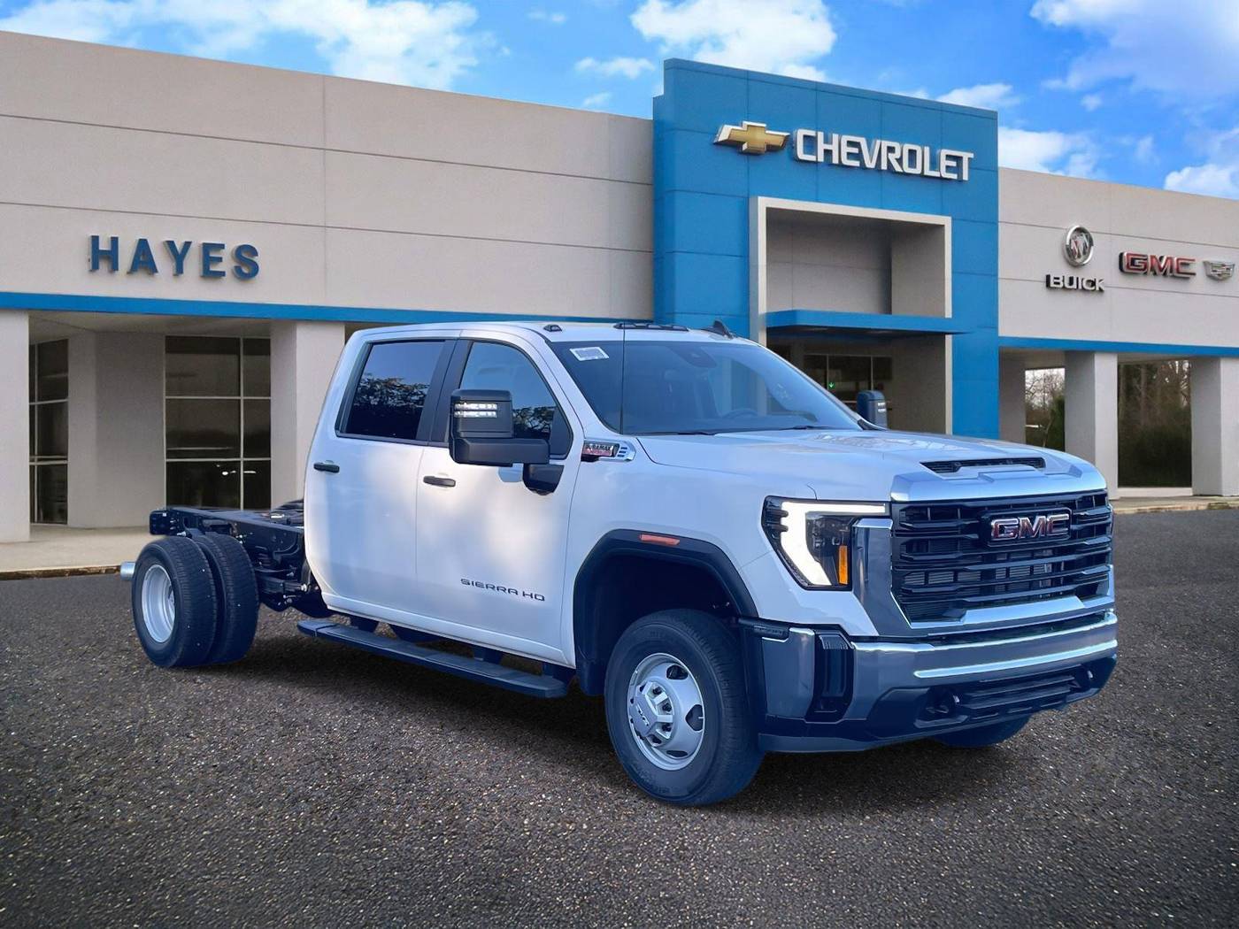 2026 GMC Sierra 3500HD CC SLE