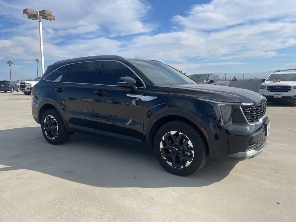 2025 Kia Sorento S — SUV — 17,585 mi — Orange, CA