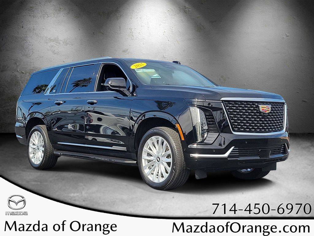 2025 Cadillac Escalade Luxury