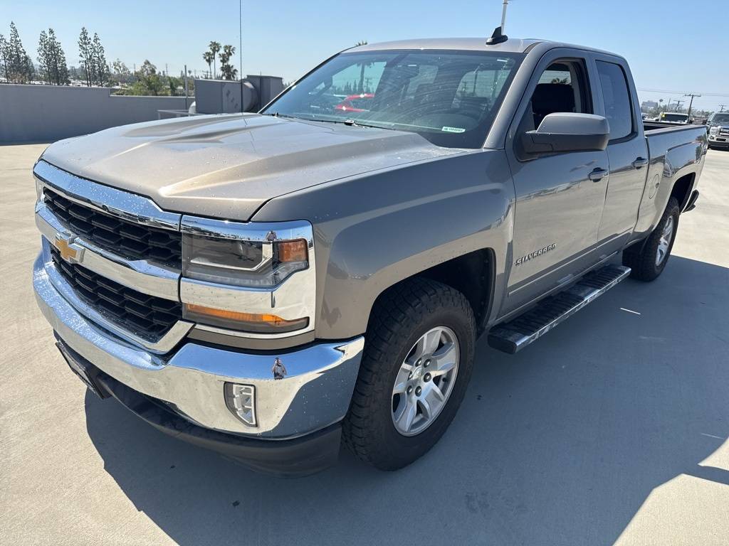 2017 Chevrolet Silverado 1500 LT — Pickup Truck — 32,172 mi — Orange, CA