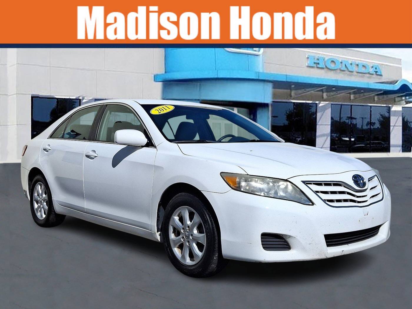 2011 Toyota Camry LE — Sedan — 98,406 mi — Madison, NJ