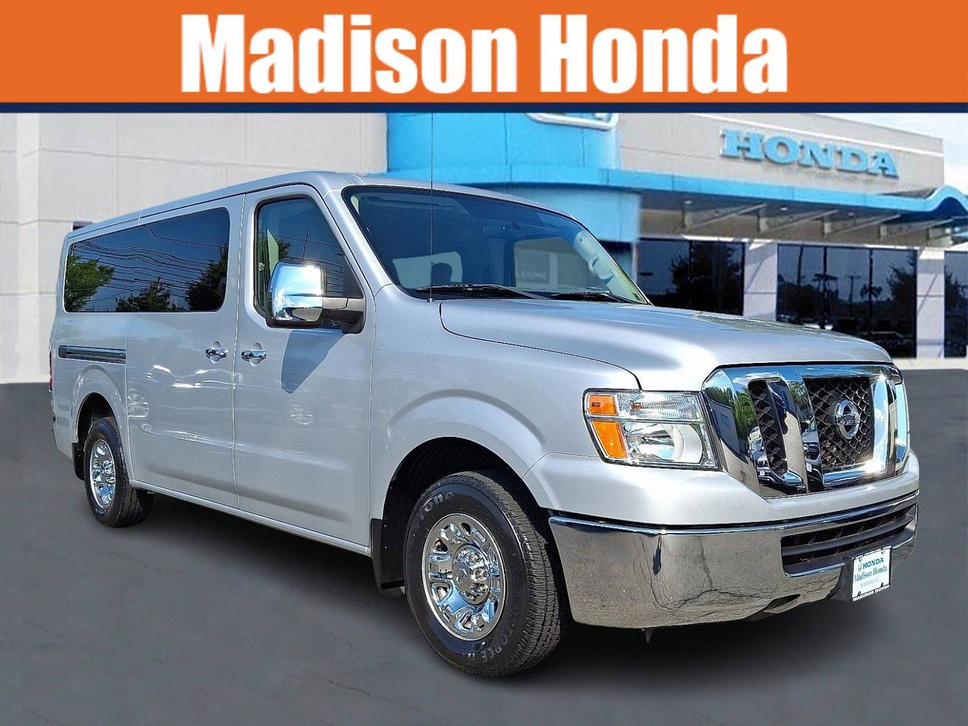 2019 Nissan NV Passenger NV3500 HD SV — Passenger Van — 42,258 mi — Madison, NJ