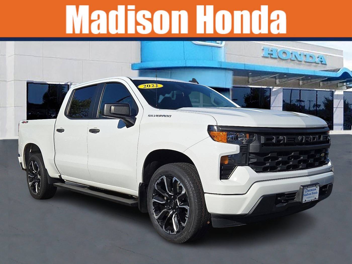 2022 Chevrolet Silverado 1500 Custom — Pickup Truck — 87,936 mi — Madison, NJ