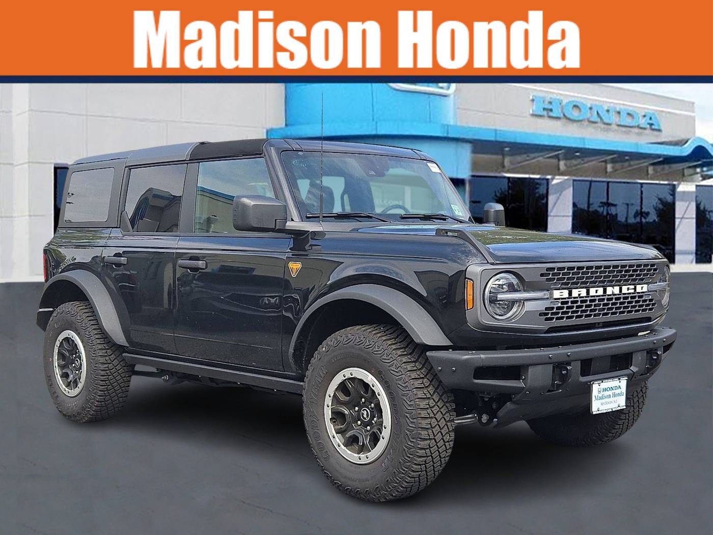 2024 Ford Bronco Badlands — SUV — 4,203 mi — Madison, NJ