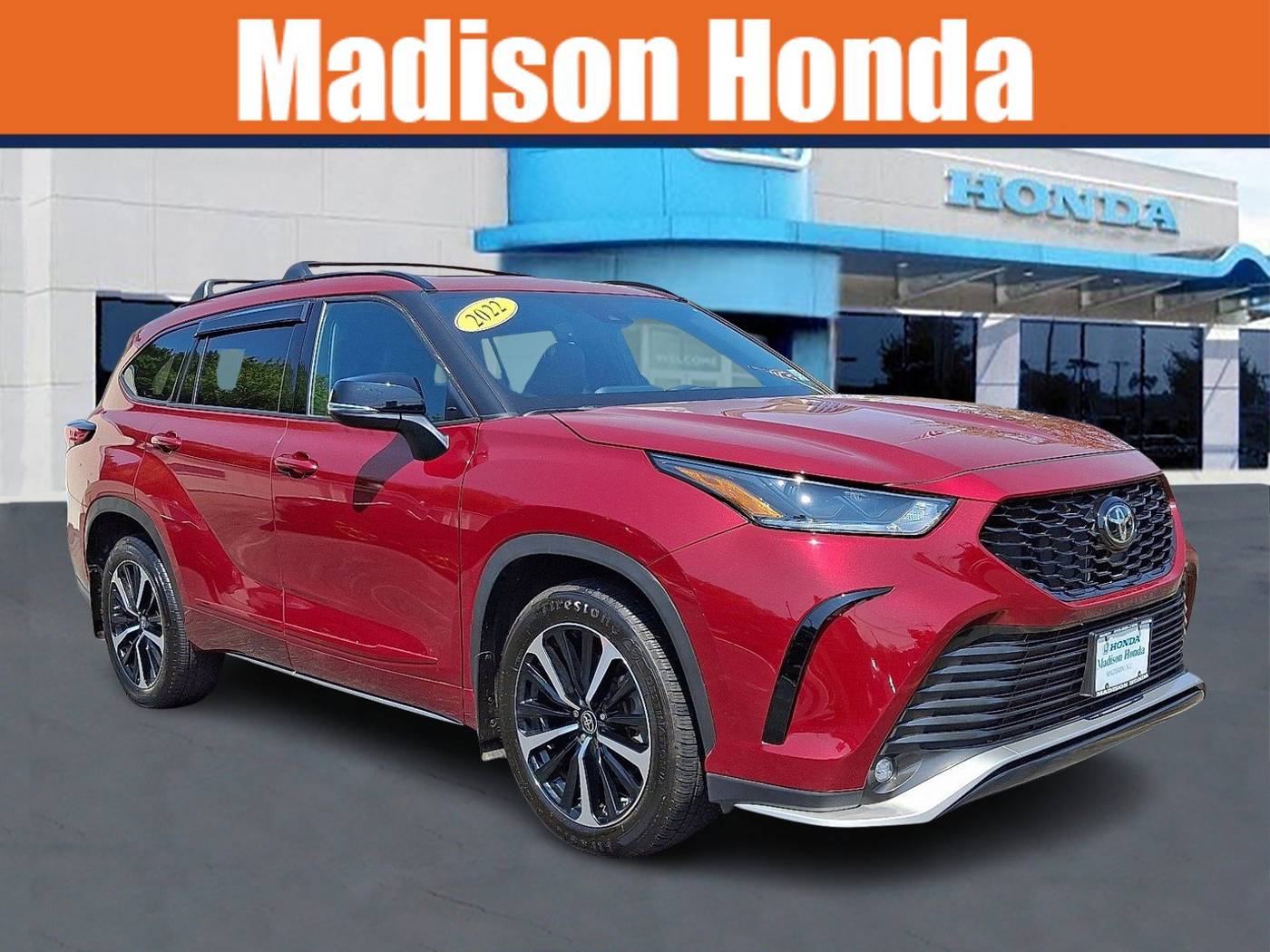 2022 Toyota Highlander XSE — SUV — 14,902 mi — Madison, NJ