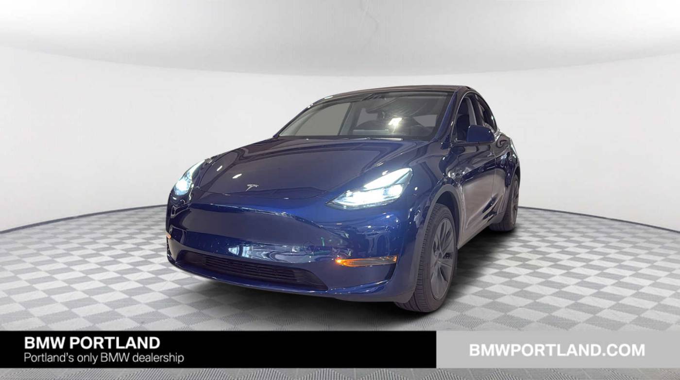 2024 Tesla Model Y Standard Range — SUV — 5,468 mi — Portland, OR