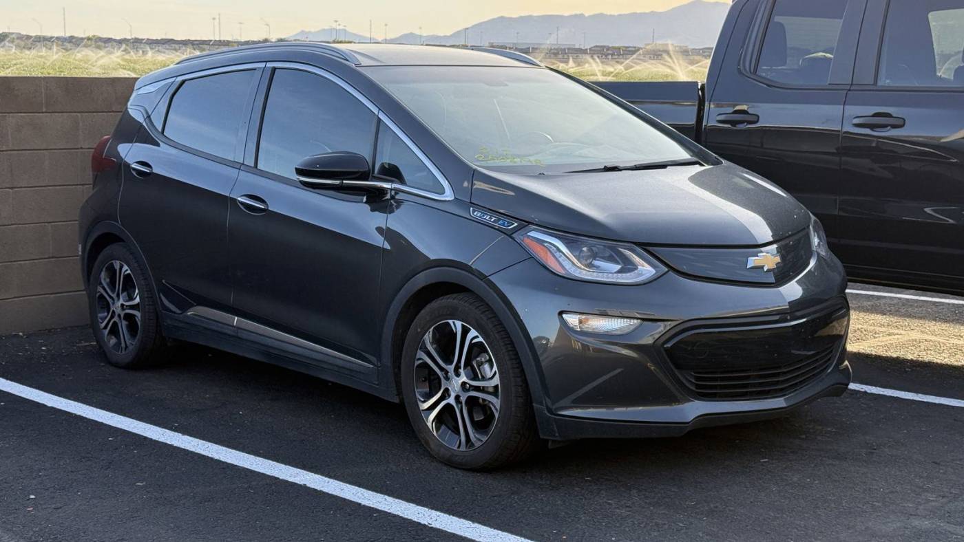 2017 Chevrolet Bolt EV Premier — Hatchback — 50,882 mi — Surprise, AZ