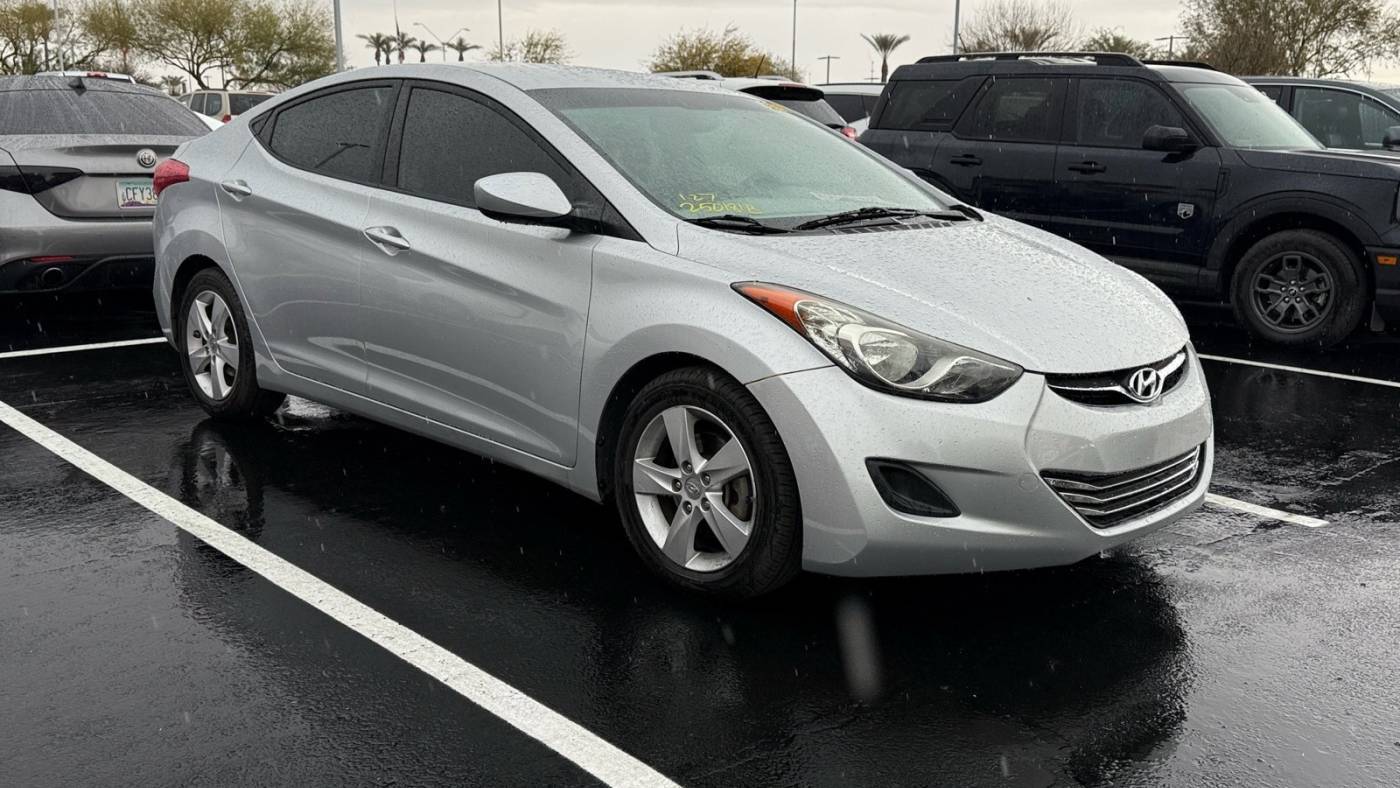 2013 Hyundai Elantra GLS — Sedan — 110,000 mi — Surprise, AZ