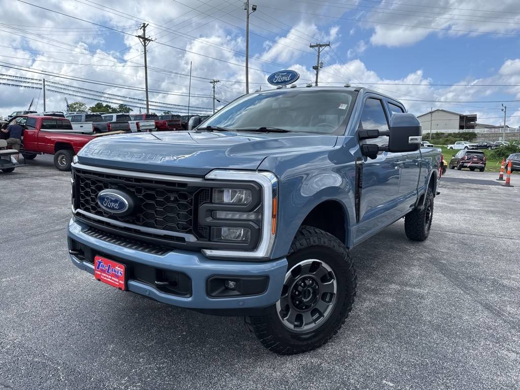 2023 Ford Super Duty F-250 LARIAT — Pickup Truck — 69,936 mi — Branson, MO
