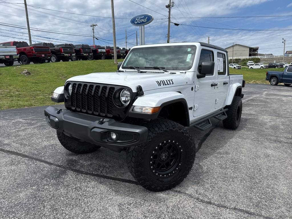 2023 Jeep Gladiator Willys — Pickup Truck — 40,591 mi — Branson, MO