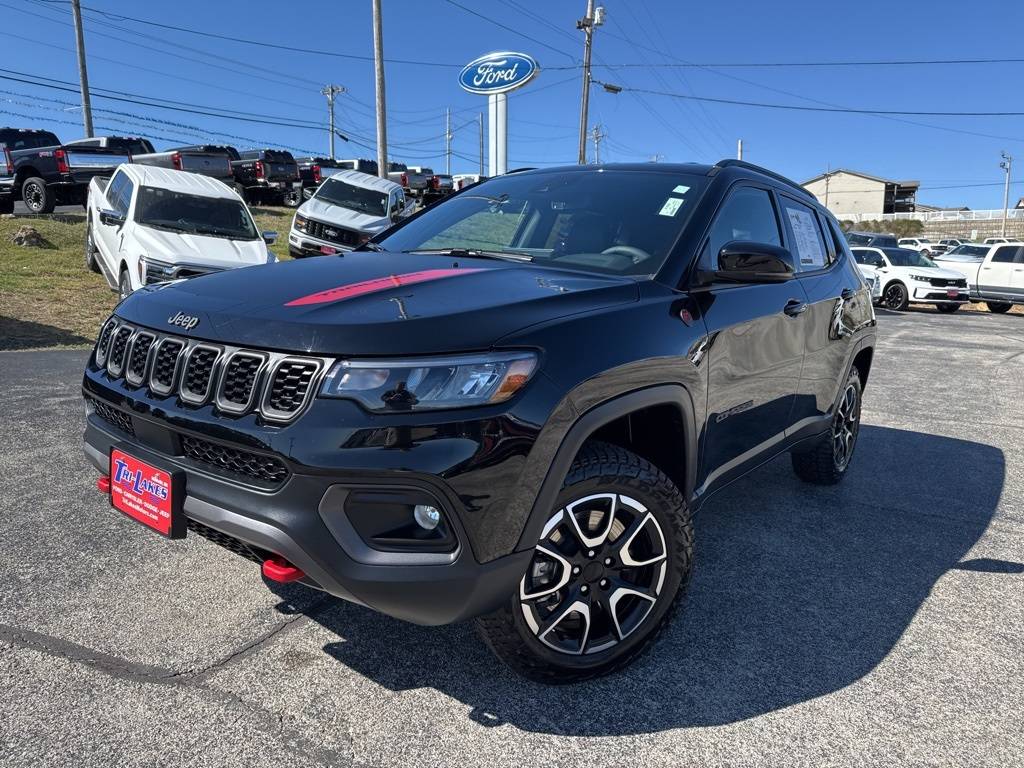 2024 Jeep Compass Trailhawk — SUV — 18,234 mi — Branson, MO