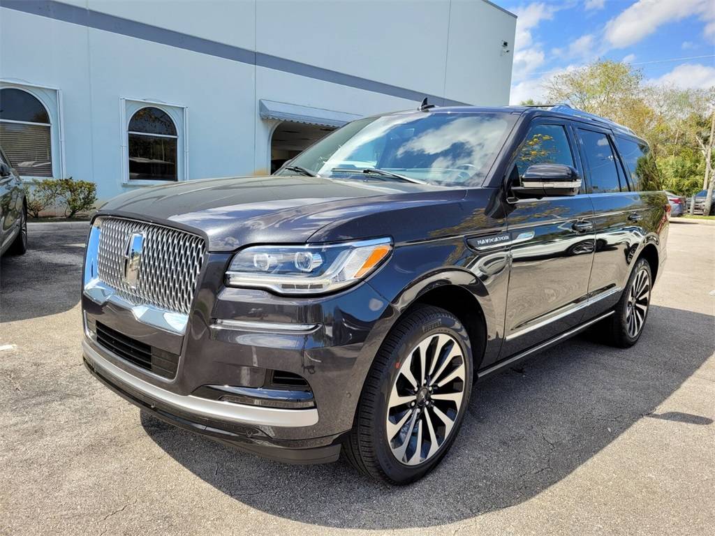 2022 Lincoln Navigator Reserve — SUV — 37,835 mi — Pembroke Pines, FL