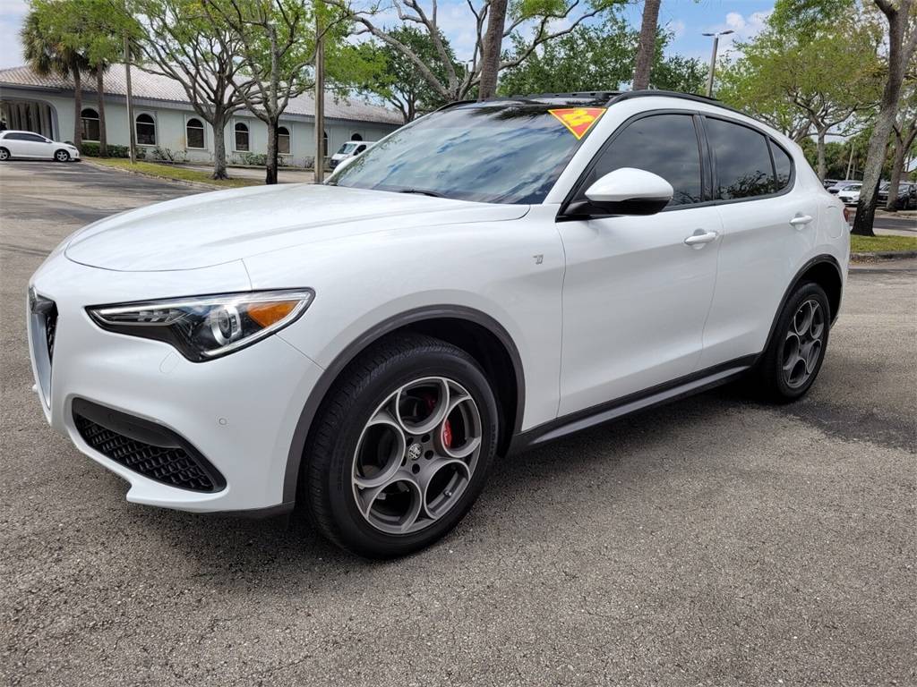 2022 Alfa Romeo Stelvio Ti — SUV — 10,749 mi — Pembroke Pines, FL