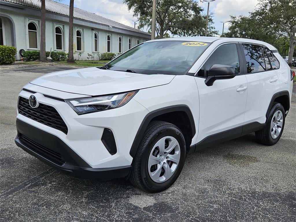 2024 Toyota RAV4 LE — SUV — 37,747 mi — Pembroke Pines, FL