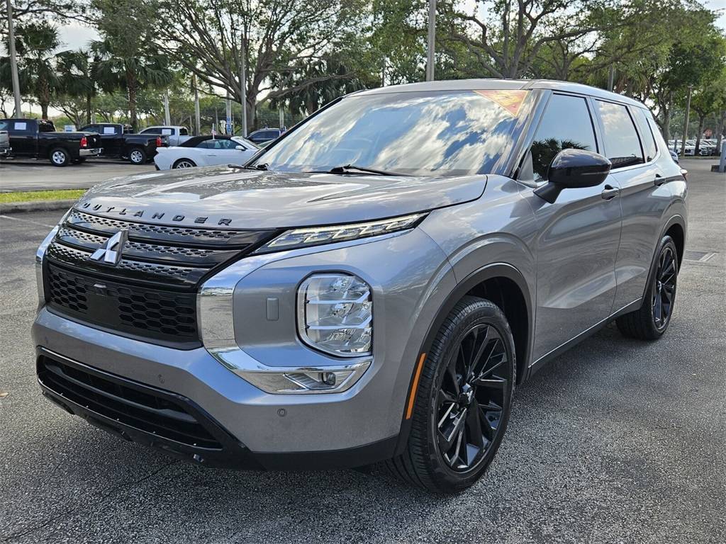 2022 Mitsubishi Outlander SE — SUV — 60,484 mi — Pembroke Pines, FL