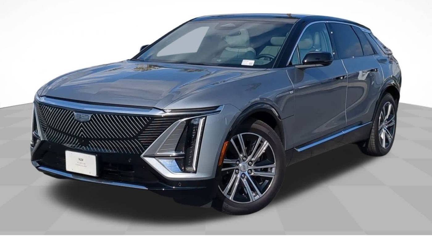 2025 Cadillac LYRIQ Luxury — SUV — 1,706 mi — Tustin, CA