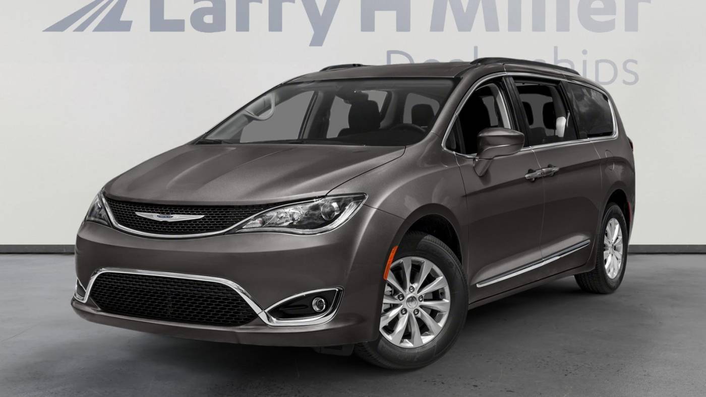2018 Chrysler Pacifica Limited — Minivan — 62,843 mi — Surprise, AZ