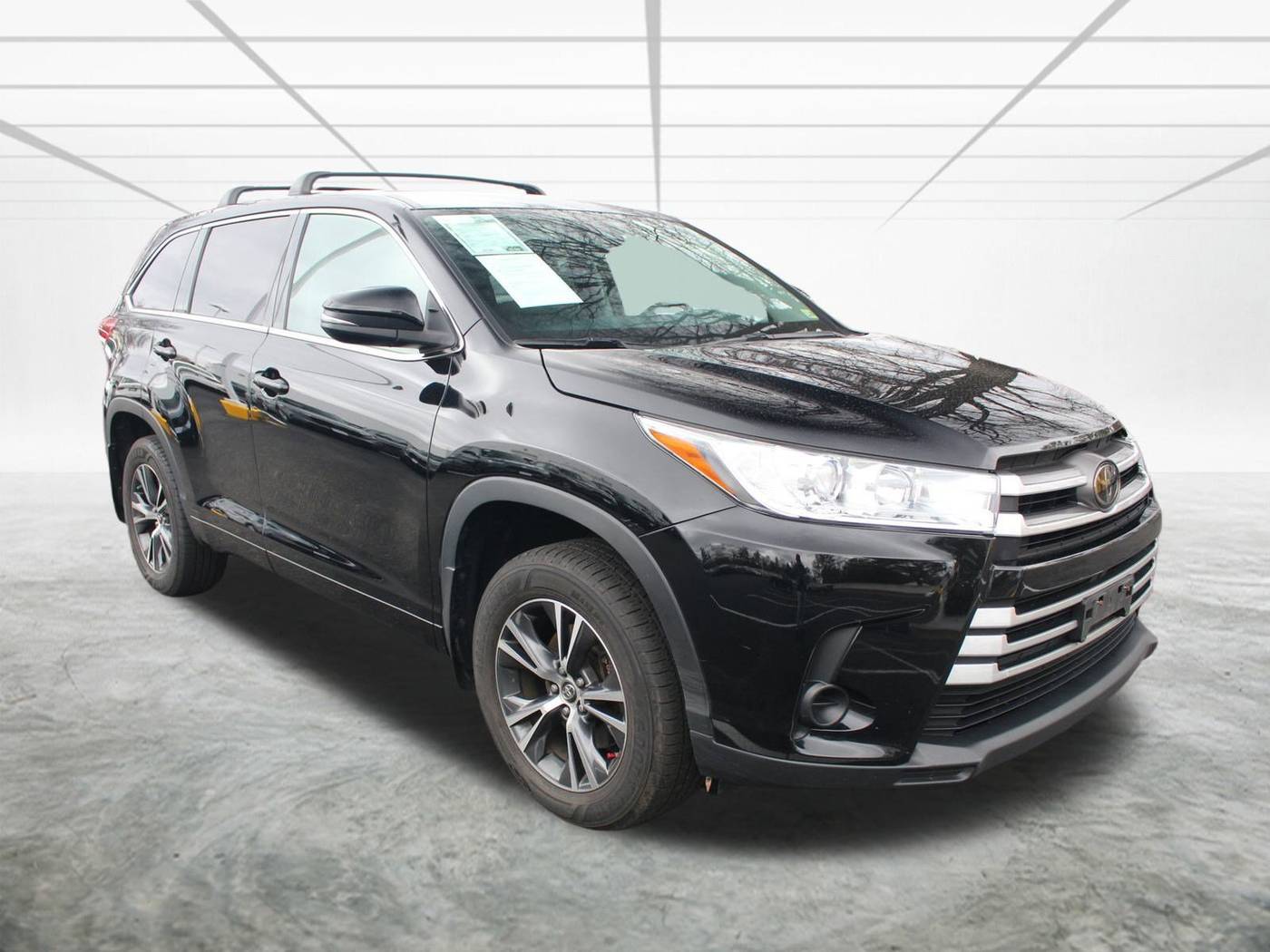 2018 Toyota Highlander LE V6 — SUV — 73,902 mi — Alexandria, VA