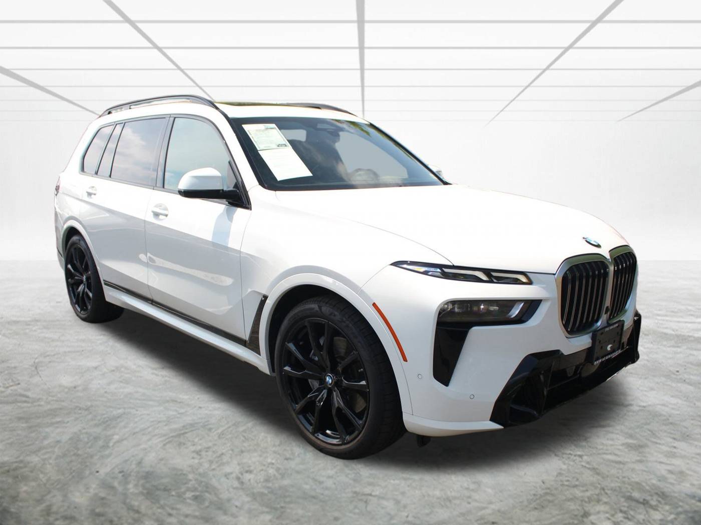 2025 BMW X7 40i — SUV — 8,416 mi — Alexandria, VA