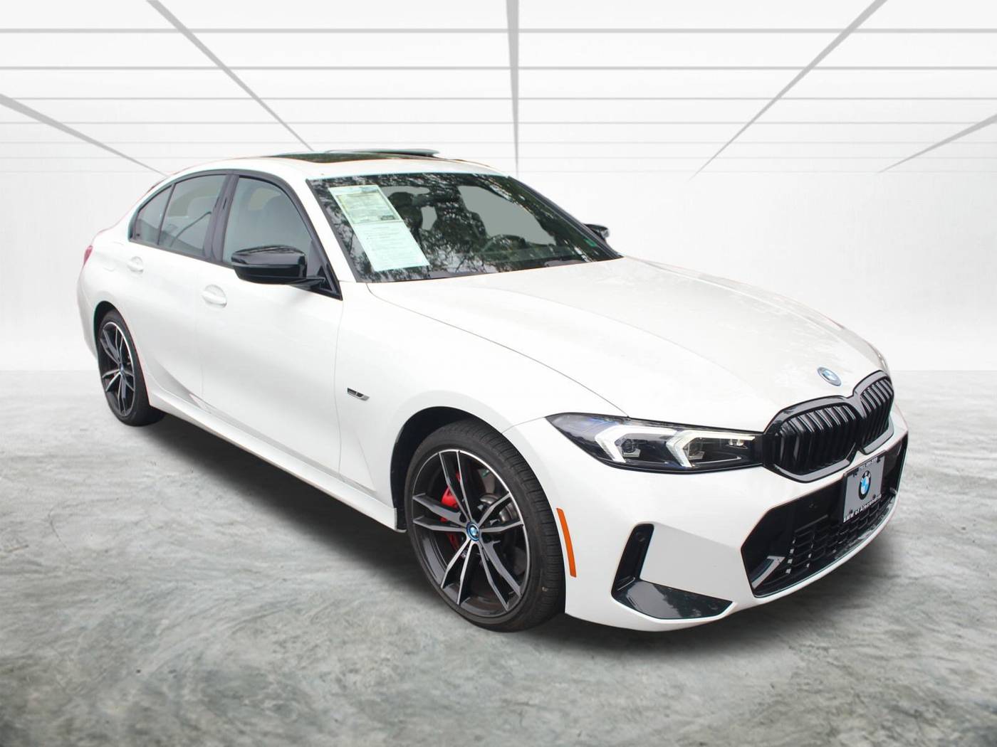 2023 BMW 3 Series 330e — Sedan — 10,335 mi — Alexandria, VA