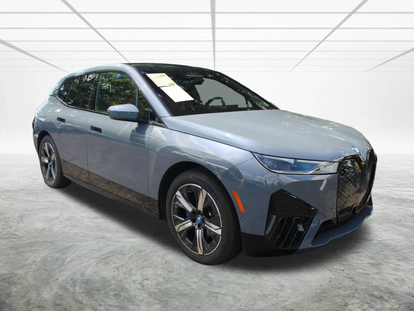 2023 BMW iX xDrive50 — SUV — 31,247 mi — Alexandria, VA