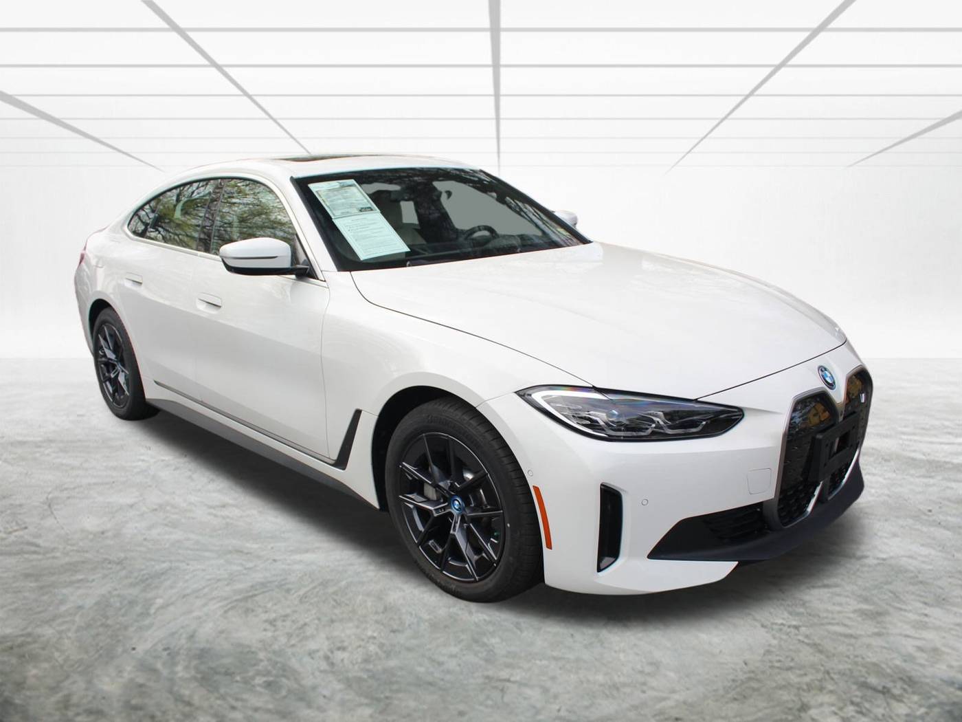 2024 BMW i4 eDrive35 — Sedan — 5,021 mi — Alexandria, VA