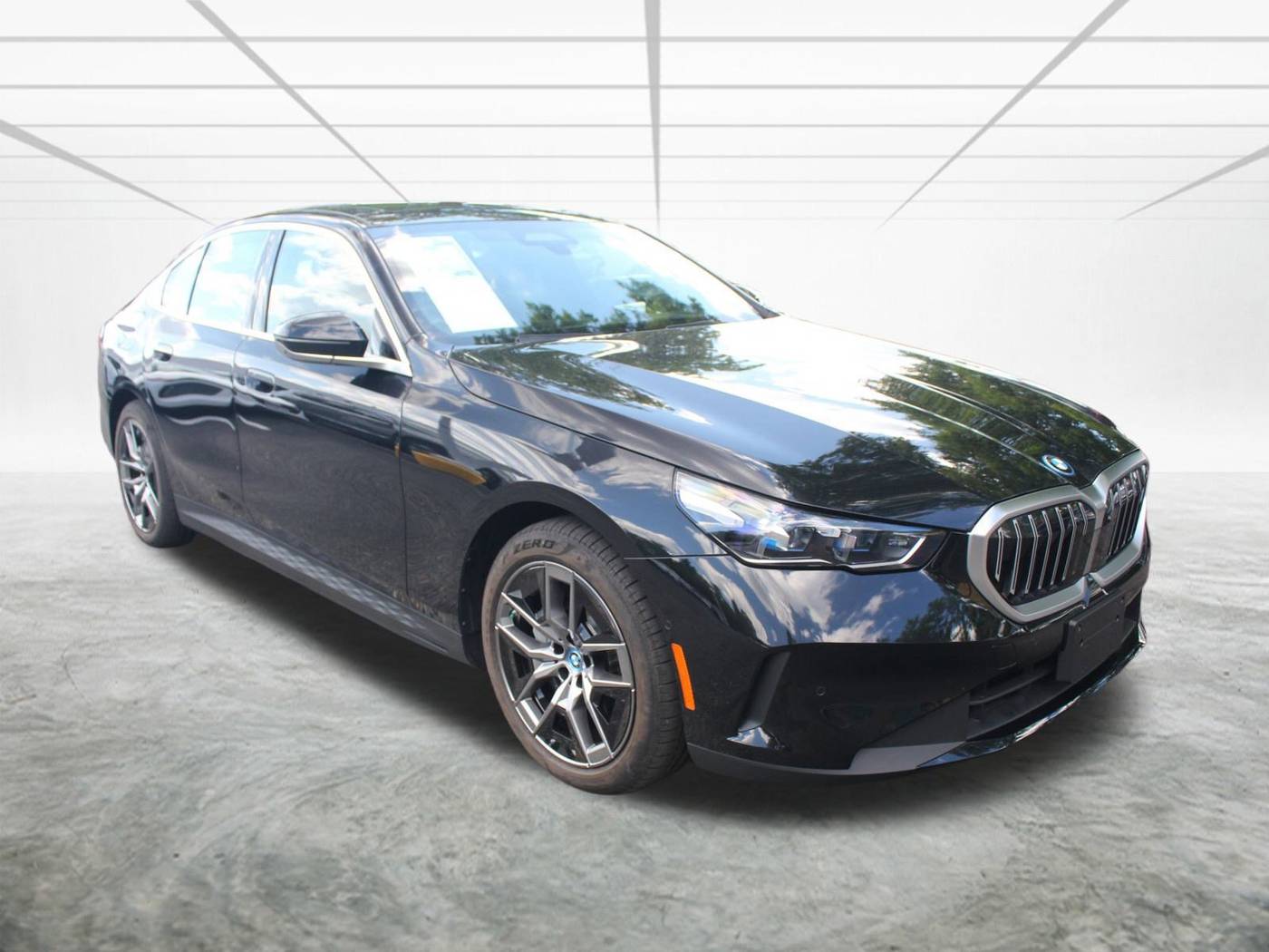 2025 BMW i5 xDrive40 — Sedan — 5,861 mi — Alexandria, VA