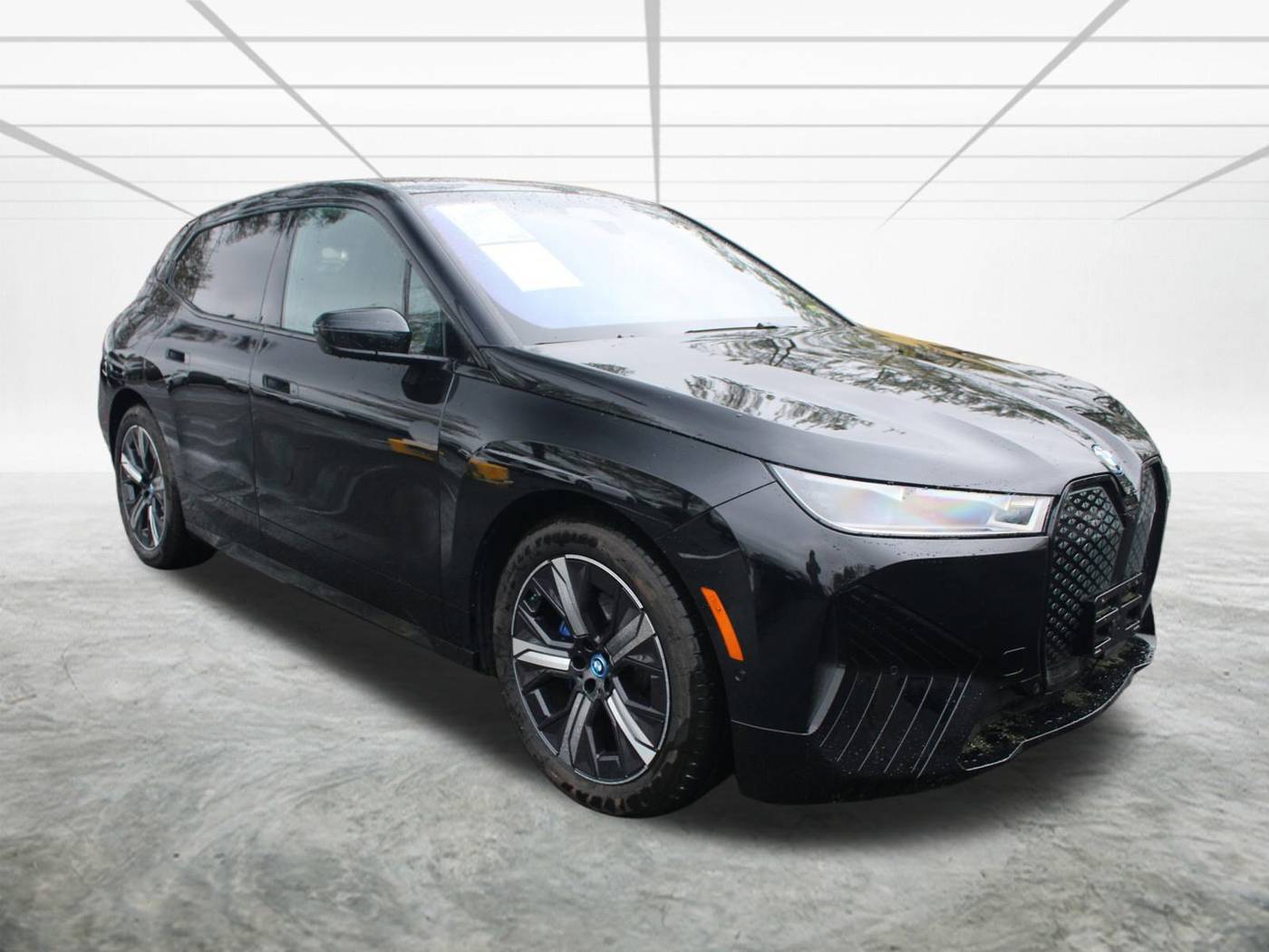 2025 BMW iX M60 — SUV — 4,575 mi — Alexandria, VA