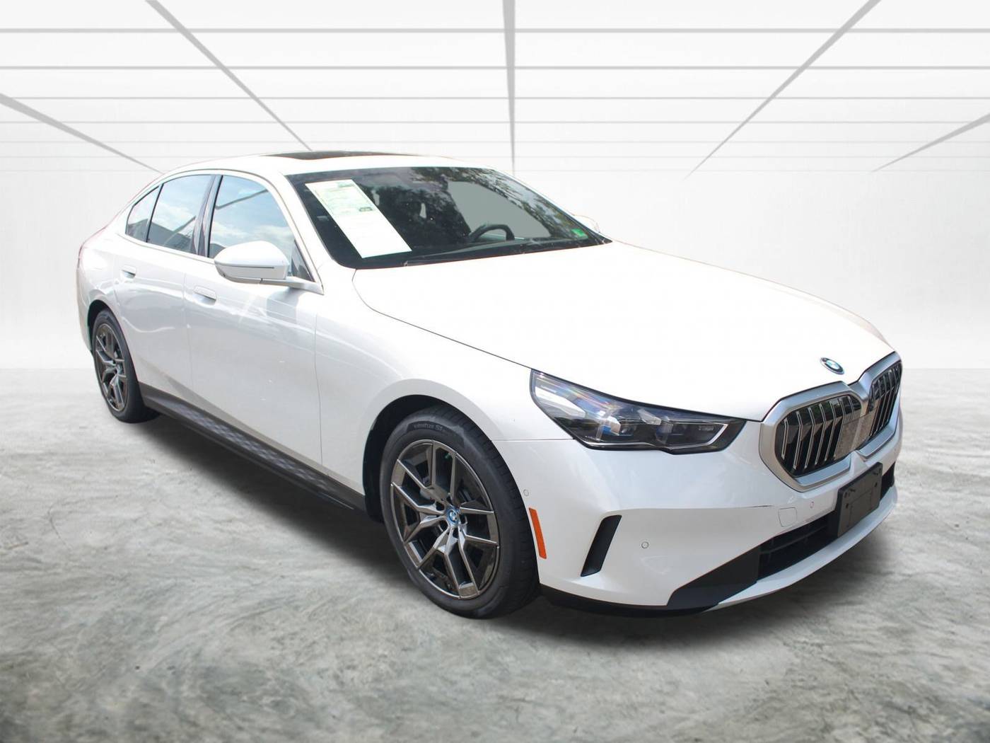 2025 BMW i5 xDrive40 — Sedan — 3,928 mi — Alexandria, VA