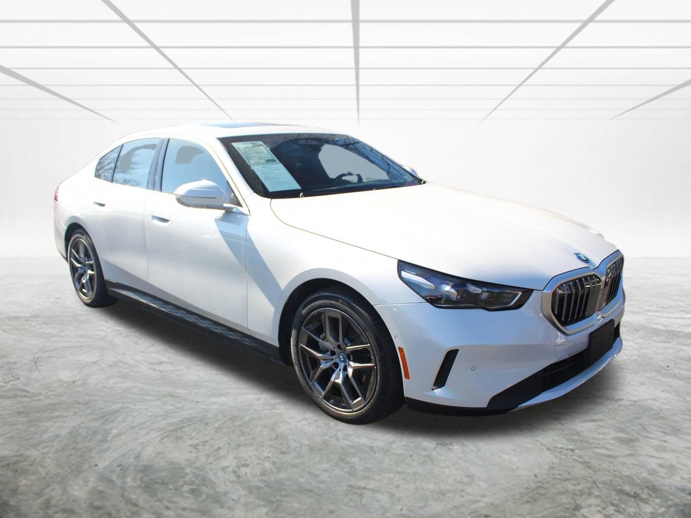 2024 BMW i5 eDrive40 — Sedan — 11 mi — Alexandria, VA