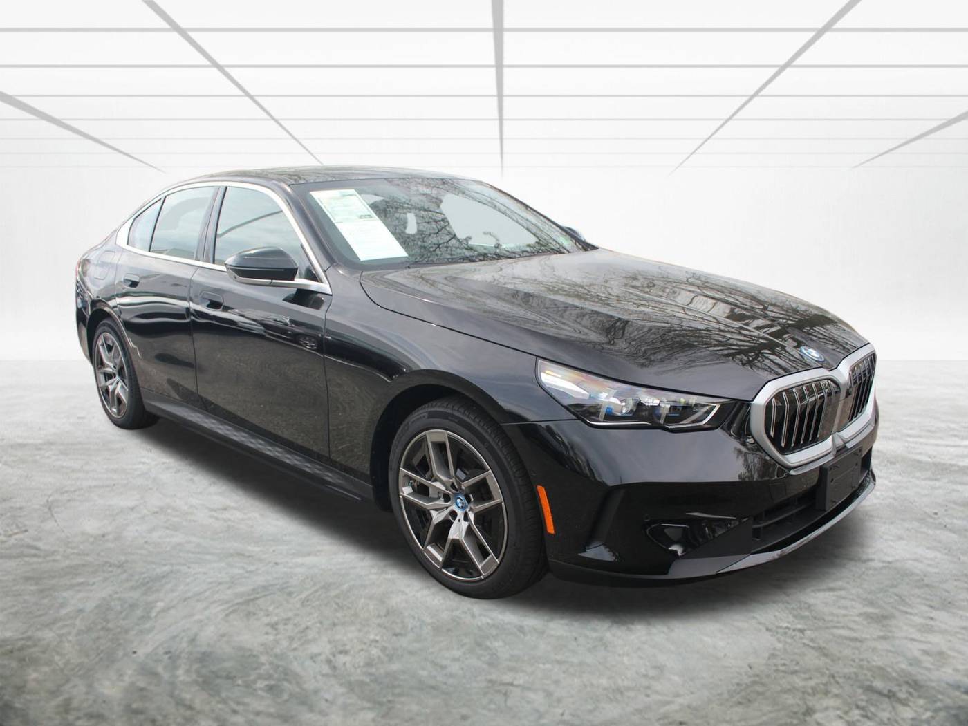 2024 BMW i5 eDrive40 — Sedan — 3,970 mi — Alexandria, VA