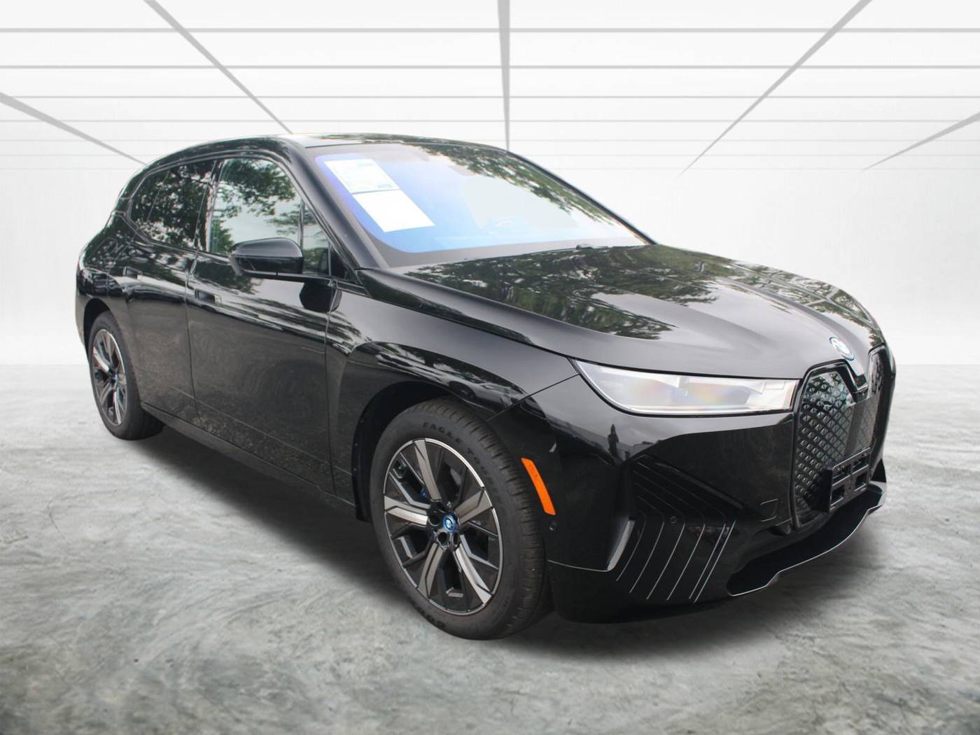2024 BMW iX xDrive50 — SUV — 6,082 mi — Alexandria, VA