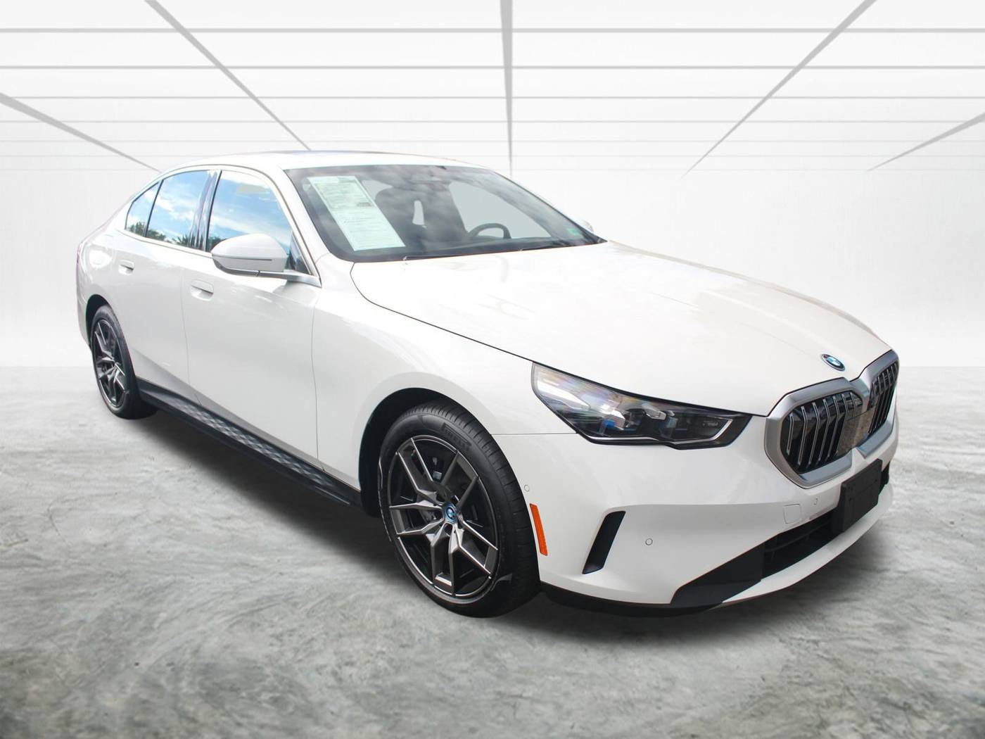 2025 BMW i5 xDrive40 — Sedan — 4,949 mi — Alexandria, VA