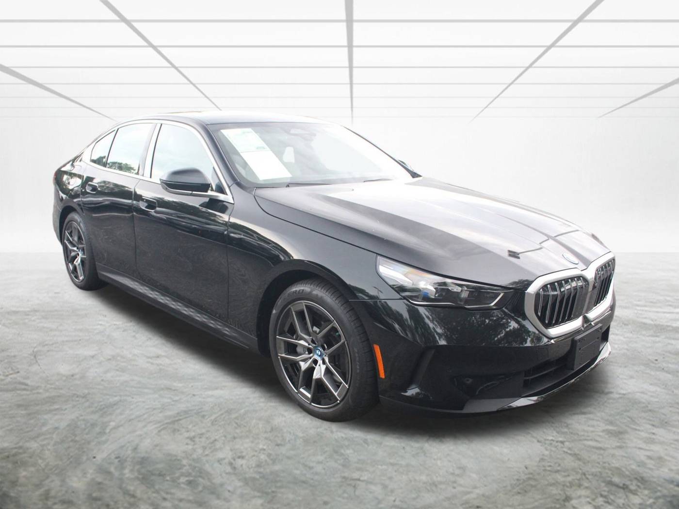 2025 BMW i5 xDrive40 — Sedan — 2,554 mi — Alexandria, VA