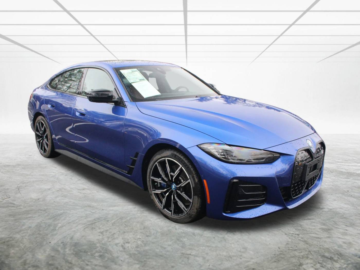 2024 BMW i4 eDrive40 — Sedan — 5,400 mi — Alexandria, VA