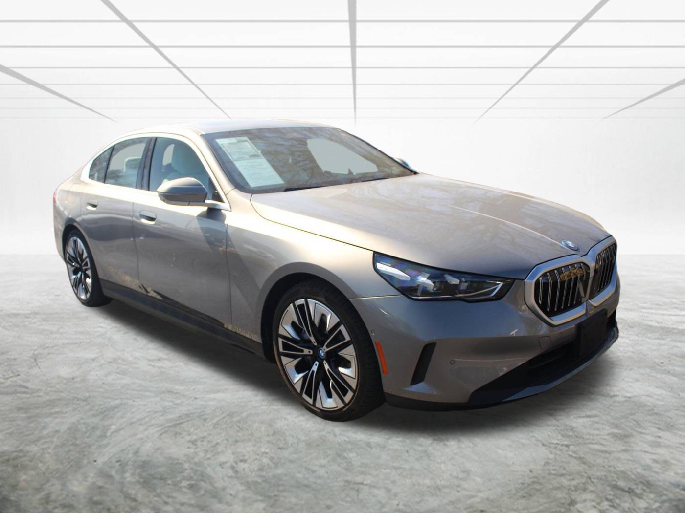2024 BMW i5 eDrive40 — Sedan — 4,602 mi — Alexandria, VA