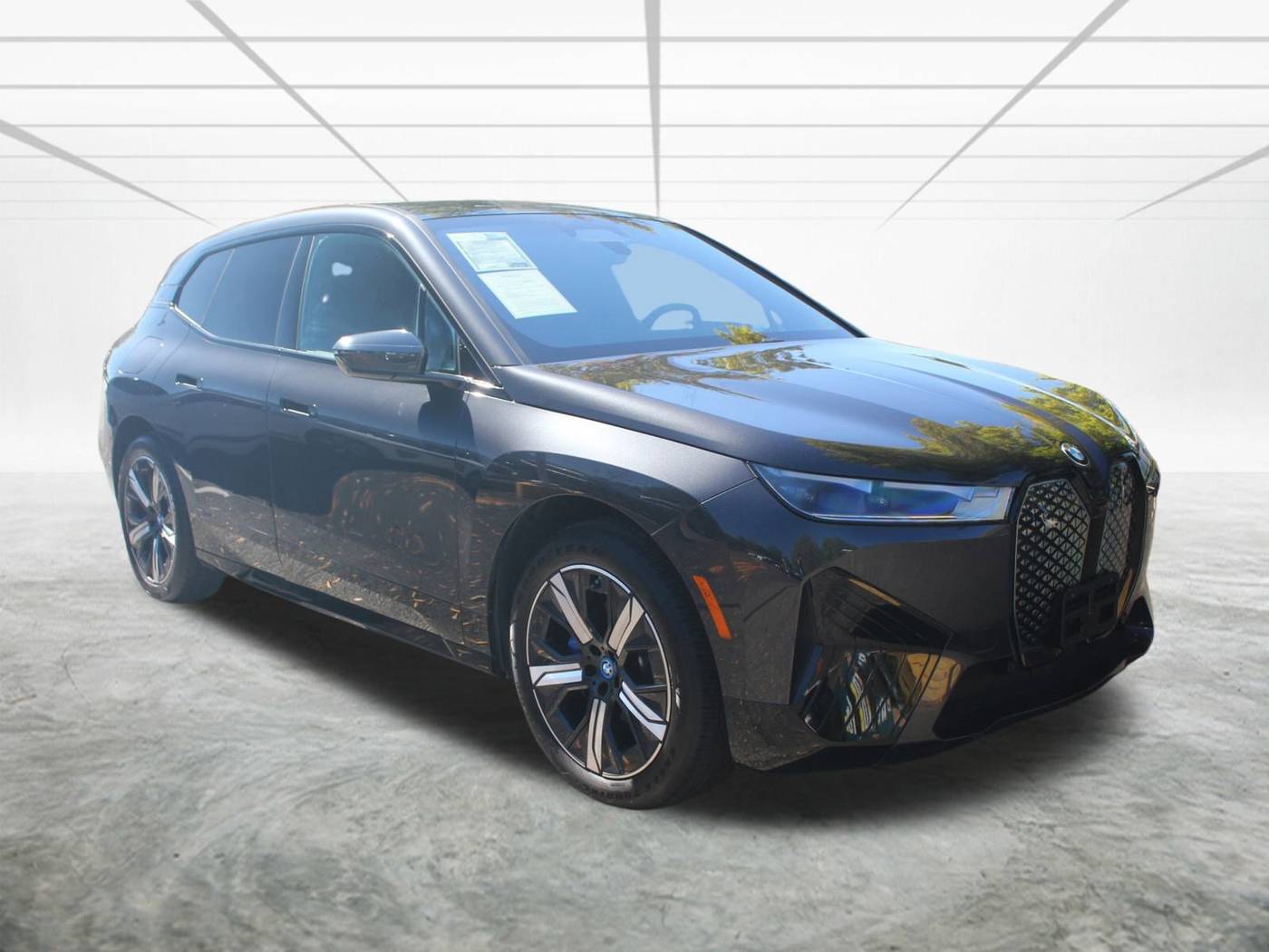 2024 BMW iX xDrive50 — SUV — 9,008 mi — Alexandria, VA